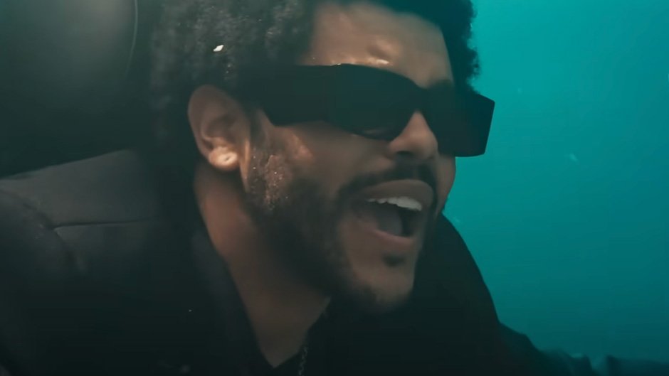 The Weeknd fait son grand retour avec «Dancing in the flames»