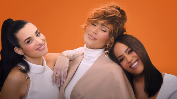 Vitaa et Amel Bent dévoilent leurs baby-bumps dans le clip «Où je vais»