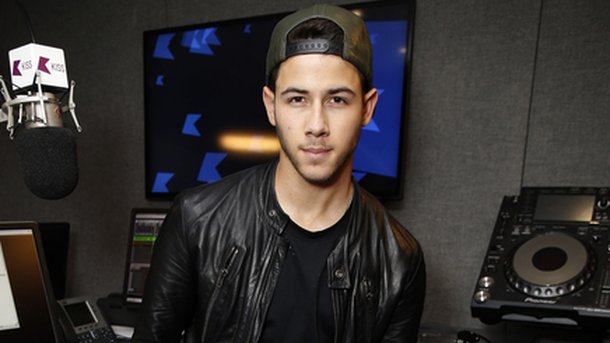 Nick Jonas pousse un coup de gueule sur Twitter!
