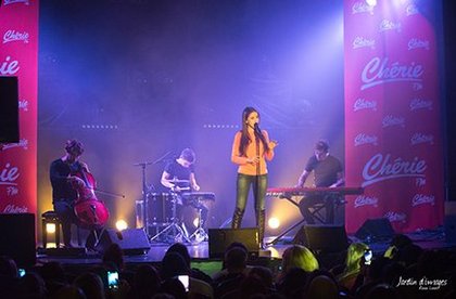 Concert Pop Love - Marina Kaye
