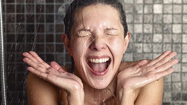 5 astuces très simples pour garder des cheveux beaux et sains