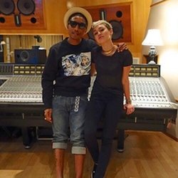 MileyCyrus : boosforlife 
