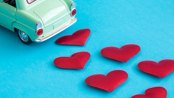 Les infos du Réveil Chérie : Une start-up française vient d’inventer une appli pour draguer dans les bouchons