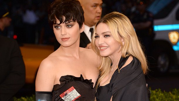 Madonna partage un cliché osé sur Instagram: Katy Perry valide!