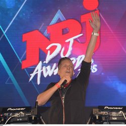 NRJ DJ Awards 2015 - Nils Van Zandt