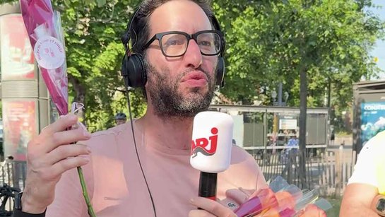 On distribue des roses !