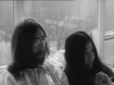 John Lennon : sa lettre à la Reine Elizabeth II évaluée à 60.000 livres