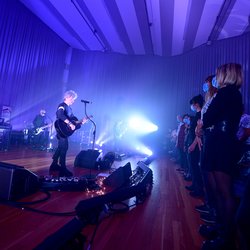 Indochine en concert privé exclusif NRJ à la Seine Musicale