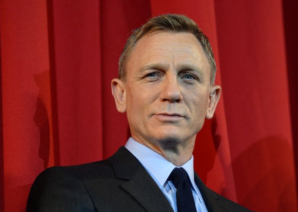 Daniel Craig