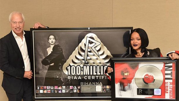 Rihanna : énorme succès pour «ANTI»!
