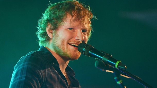Ed Sheeran recalé à ses débuts à cause de sa couleur de cheveux
