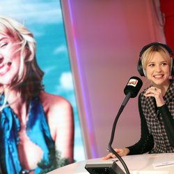 Angèle en direct NRJ Radio Stream