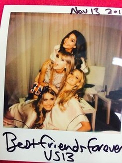 Taylor Swift @ Victoria's Secret