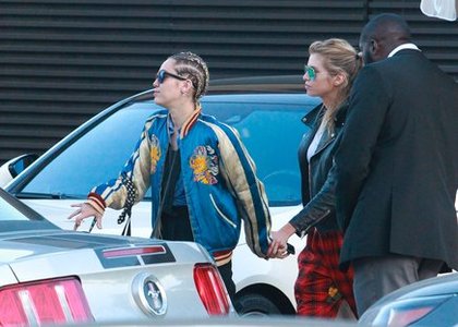 Miley Cyrus et Stella Maxwell