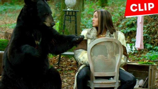 Wejdene se livre dans le clip de «16»