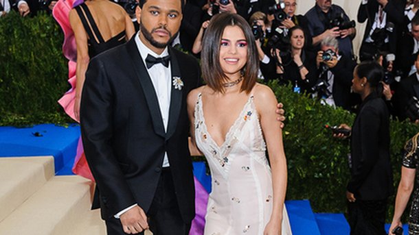 Selena Gomez livre les détails de son week-end romantique avec The Weeknd!