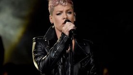 Pink : les chansons les plus marquantes de l'album "Funhouse"