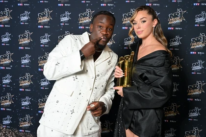 Emma et Jungeli - Le photocall - NRJ Music Awards 2026