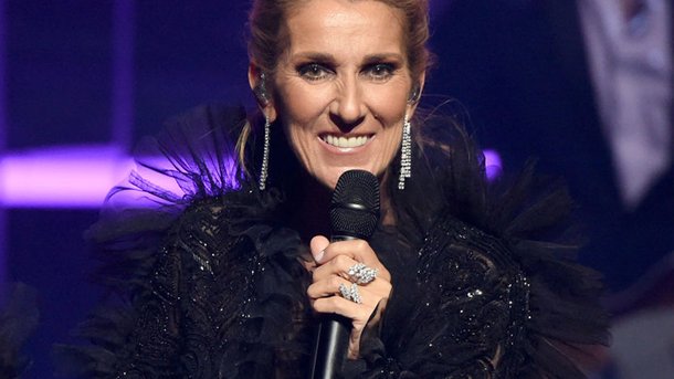 Les infos du Réveil Chérie: Céline Dion débarque par surprise à leur mariage