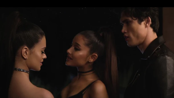 Ariana Grande - break up with your girlfriend, i'm bored