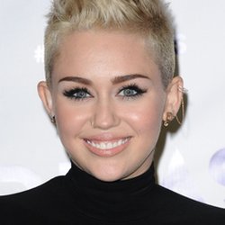 Miley Cyrus - coiffures