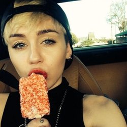 Miley Cyrus: Happy Birrrrffffffday @noahcyrus  