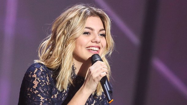 Louane : ces chansons qui l'ont révélée dans The Voice