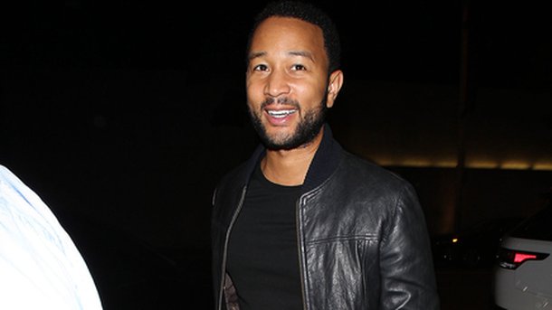John Legend :Hillary Clinton l'invite à son anniversaire!