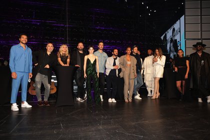 Amir, Tryo, Louane, Boulevard des Airs, Christine and The Queens, Boulevard des airs,  Amel Bent,  Vianney,  Slimane,  Vitaa, Imen Es et Dadju - Backstage NRJ Music Awards Paris Edition