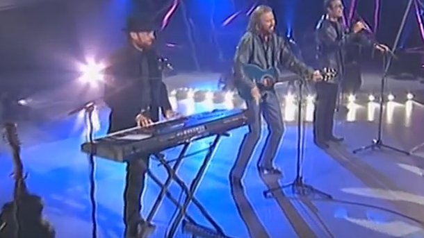 The Bee Gees - Chain Reaction