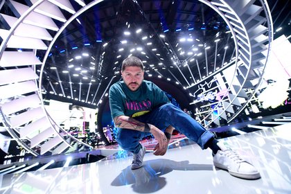 Quentin Mosimann - Backstage NRJ Music Awards Paris Edition