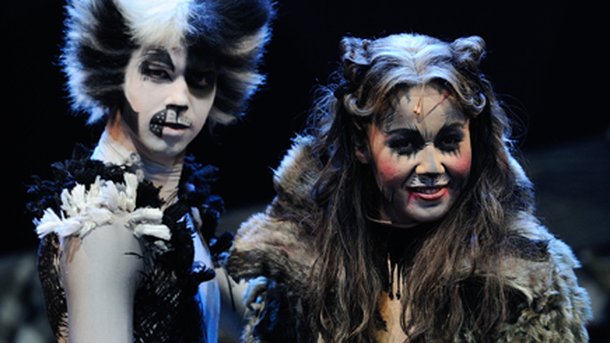 Cats : une première au top pour Chimène Badi!