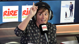 Scotch Brit à Eric Antoine : "Monsieur Antoine... c’est clair, je suis fan de tes chansons… «Maman m’a dit Antoine va te faire couper le cheveux… »