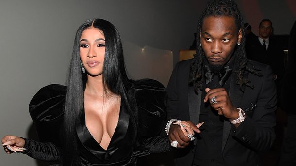 Cardi B offre une rare Lamborghini à Offset