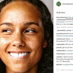No make-up selfie - Alicia Keys