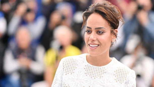 Amel Bent célèbre ses 40 ans avec un moment complice aux côtés de son fils Zayn
