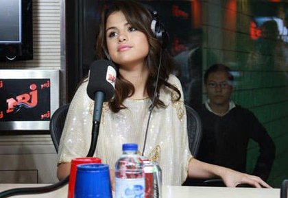 émission du lundi 3 septembre avec Selena Gomez