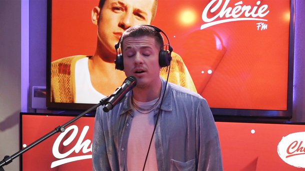 Charlie Puth interprète «Mother» en live acoustique sur Chérie FM