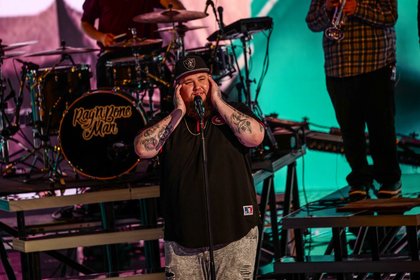 Rag'n'Bone Man - NRJ Music Awards 2017