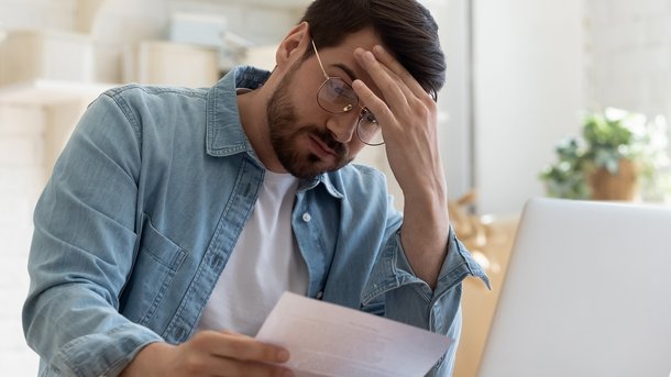 Les infos du Réveil Chérie : Un américain reçoit une facture de plus de 46 000 euros pour deux tests COVID