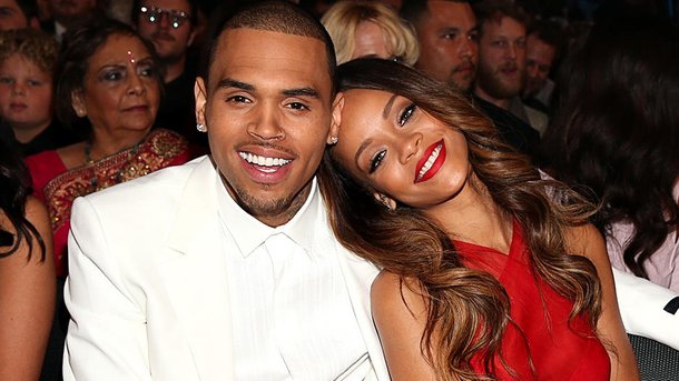 Rihanna célibataire: Chris Brown va-t-il essayer de la reconquérir?