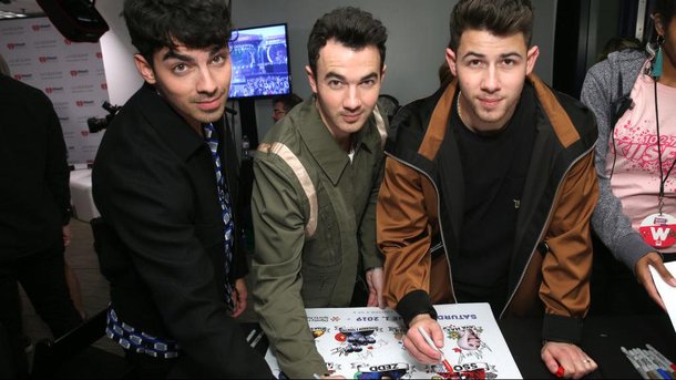 Jonas Brothers:retour sur leur hit "Year 3000"