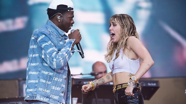 Miley Cyrus soutient Lil Nas X après son coming-out