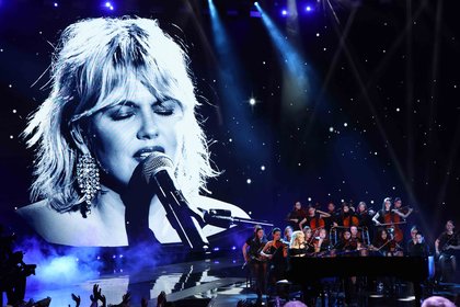 Louane - Cérémonie des NRJ Music Awards 2023