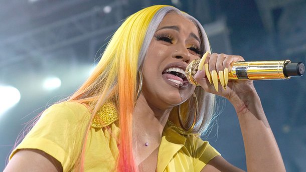 Cardi B dans «Hustlers»: elle dévoile une photo de ses essayages et révèle le nom de son personnage