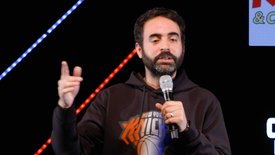 Humour : Wary Nichen sur scène : "Quand on te vole ton vélo..."