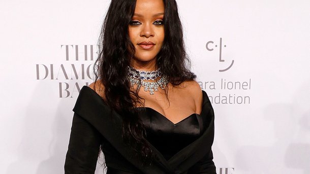 Rihanna, Pharrell Williams… Les hits qu’ils n’auraient pas dû chanter