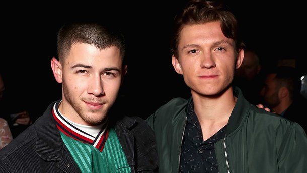 Nick Jonas rejoint Tom Holland dans la bande-annonce de «Chaos Walking»