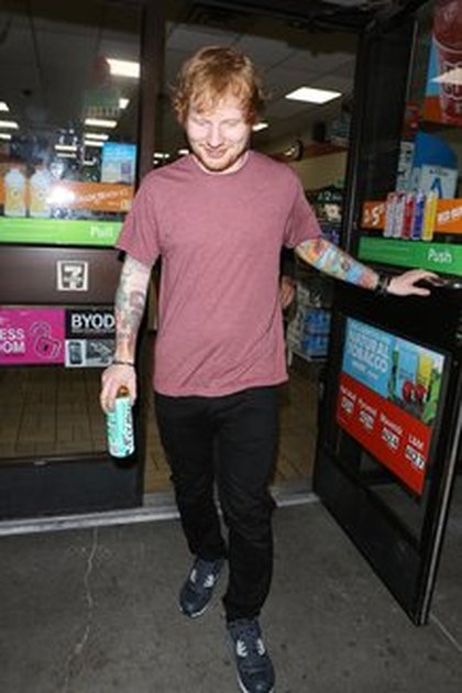 Ed Sheeran sort d'un Seven/Eleven
