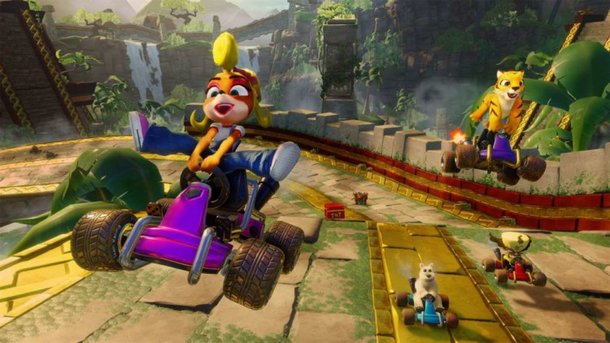 Crash Team Racing Nitro-Fueled, deux vidéos de gameplay